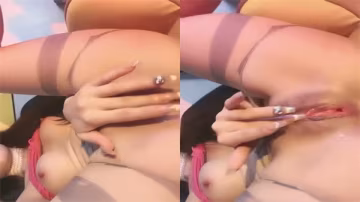 Onlyfans獨家流出！顏值女神私密勾引，極品騷穴高潮淫叫，狂操猛射！