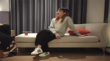 極品兼職學生妹深夜被狂干1000塊，巨乳蕩婦求內射高潮噴水！