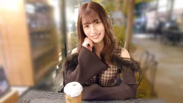 SIRO-5663 一位身材苗條、容貌姣好的彈珠機店員加入了這場混戰！里約
