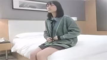 李寻欢无套狂爆白嫩学生妹！甜美外表被狠干到高潮喷水！