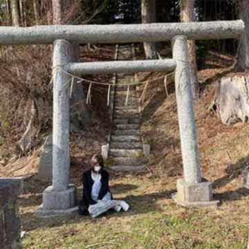 FC精品無碼PPV_野外ぶっかけ後編帰り道で神社を見つけたので神様の前