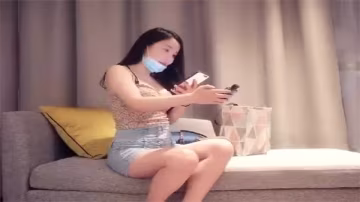 午夜尋歡！極品白皙長腿外圍大奶被狂操，巨乳晃蕩淫叫連連！