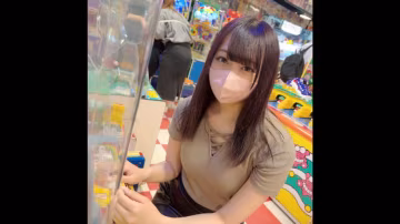 FC精品無碼PPV_初撮影まで限定無修正歳になった可愛い見習い美容師に初めて