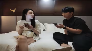 小寶尋花！網約御姐極品美腿，白虎肉穴被內射狂操到崩潰！