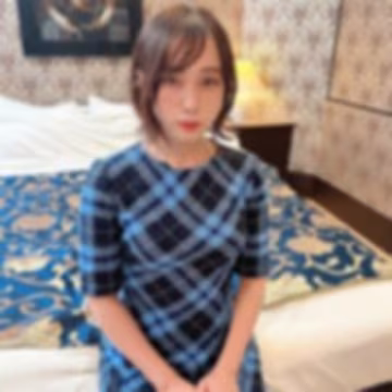 FC精品無碼PPV_美人すぎるビールの売り子ちゃんスタイルもよく端正な顏立ちで
