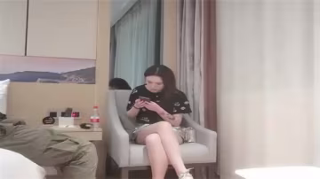 約炮極品外圍女，激情狂操內射騷穴