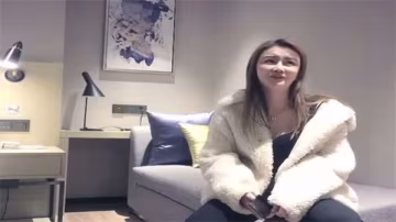 一屌探花極品尤物！巨乳肥臀肉感女神，狂干內射淫水橫流