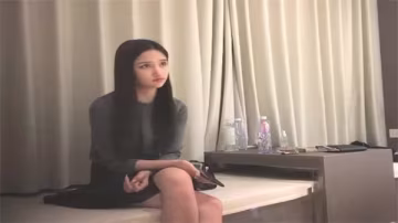 約炮大屌魔人爆操長腿苗條妹，巨根猛插慘叫求饒