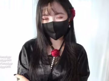 淫蕩女房東上門收租交不起房租就乖乖用雞巴償還吧-懶懶豬
