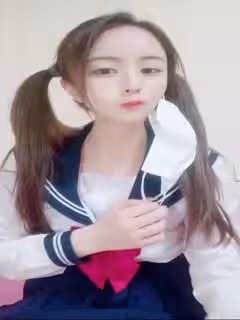 雙馬尾文靜小姐姐撩起JK短裙掰穴自慰