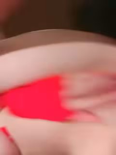 又一頂級的極品尤物下海出沒！純天然的白虎 不是刮毛的那種，是不長毛的那種，曾經超火，奶子小b超粉，簡直極品