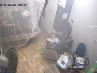 親姐妹自慰棒明算帳!青春期妹妹發騷偷拿姐姐自慰棒自慰被發現大打出手