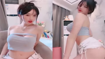 極品女神尤物，裝扮絲襪高跟包臀短裙完美誘惑-xj