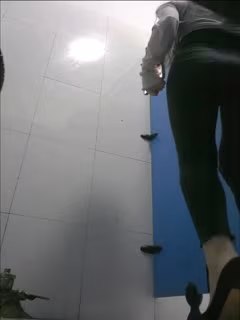 廁拍精品系列 多位清純美女 小穴清晰可見 ！白虎無毛逼真想呲溜一口