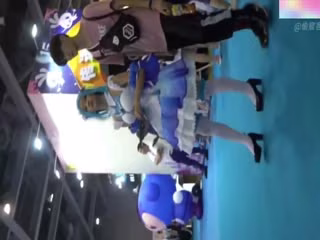 【櫻之舞漫展偷拍精選】各種cos小姐姐裙底
