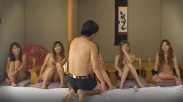 好喜歡這次的多人一起性愛私拍全程美女與男子的激情做愛