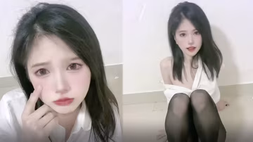 看著可愛的學妹色誘你扛得住嗎