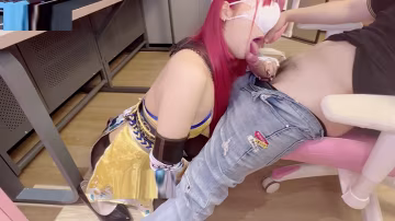 小鹿醬胡桃陪玩內射服務