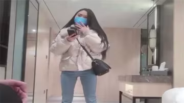 約炮綠衣苗條嫩妹，爆操內射啪啪作響
