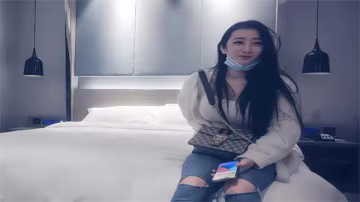 極品F罩杯外圍小姐姐上門，苗條身材爆操內射