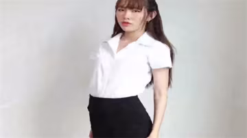 付費解鎖頂流寫真社GL頻道，巨乳美模任君狂干內射