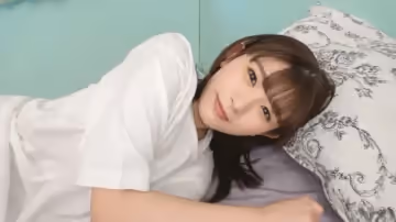 SIRO4107【初撮り】【こっそり逝きする彼女を..】【シーツに作る潮染み】耳を赤くして本気で感じる19歳。可愛い笑顏で喋っていた少女が…応募素人、初AV撮影131(亂倫).