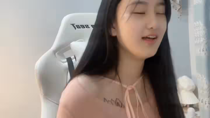 美乳女友今天做愛好瘋狂主動騎坐雞巴上邊扭動邊錄表情銷魂最後用嘴把小騷貨舔爽完美露臉高清版