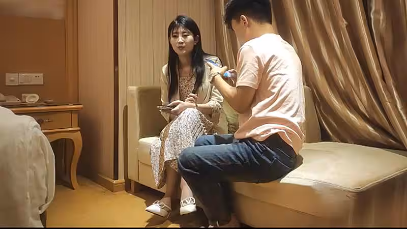 頂級高端外圍，甜美漂亮女神，3000一炮，舔b暴插，激情無限必看
