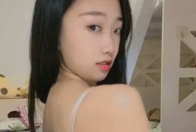 主播首場露奶騷舞誘惑的。！