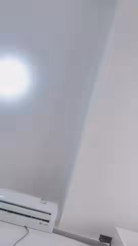 顏值身材一流美御姐！性感睡衣！先自慰再操逼，抬起雙腿水晶假屌爆插，主動騎乘位猛坐操翻