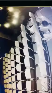【快來吃瓜】電影院有紅外攝像頭！土豪包場帶模特看電影沒想到被保安看了土豪的專場！~