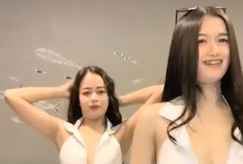 兄弟齊雙飛制服姐妹花的。！