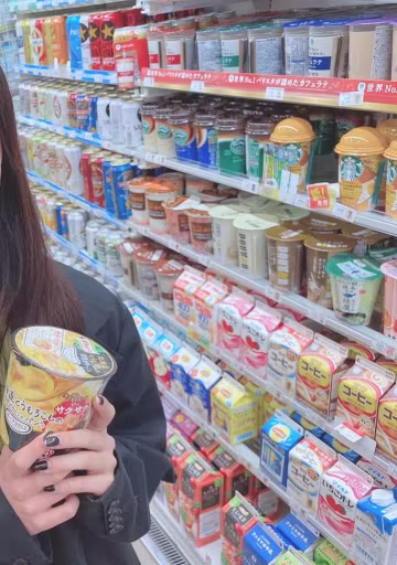 FC2-3195258 【2作品＋α／連続中出し】レッスンを無斷欠席し続ける色白スレンダー女に集団中出しでお仕置きしてきた。-CD3 new