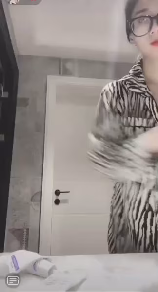 可惜光線不好 看不太清楚