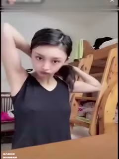 抖音走光合集！巨乳騷穴無意泄露 刺激絕倫