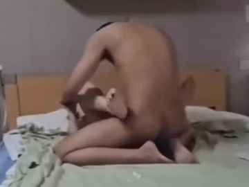 海角社区.今天老妈生日我把老妈灌醉了妈妈被我强奸强上瘾了内射五次才完事