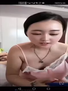熟女直播露出 奶子真大啊