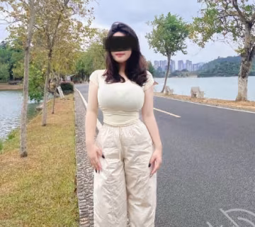 海角社区.玩弄老婆的大奶闺蜜30分钟肆意玩弄极品少妇