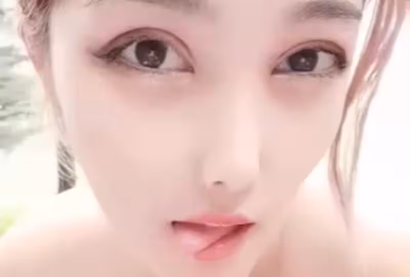 美乳大一女學生約炮粉絲的。！