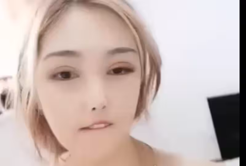 極品校花約炮友家中啪啪的。！