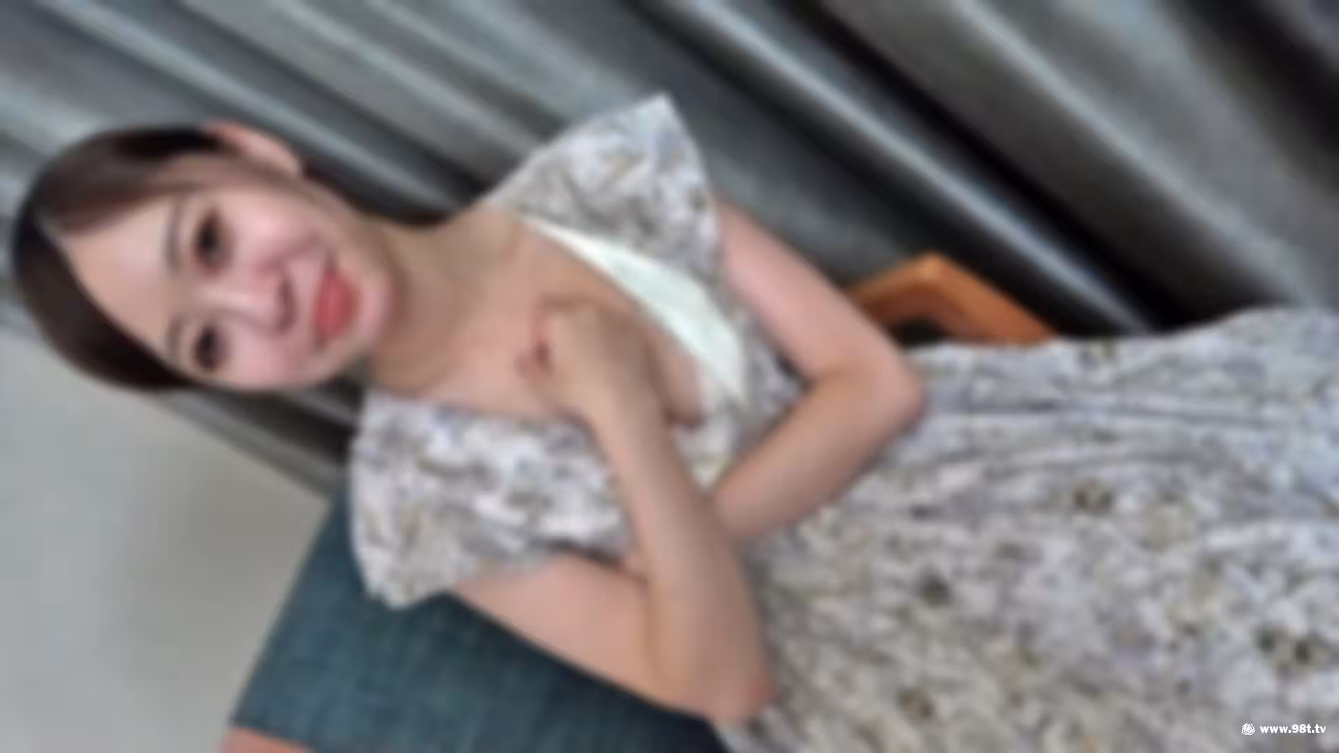 女醫大學生膚白貌美身材苗條。知識分子的大小姐散發著乃木坂46的白石麻衣那樣的美麗和光輝。經驗人數1人的奇-cd2