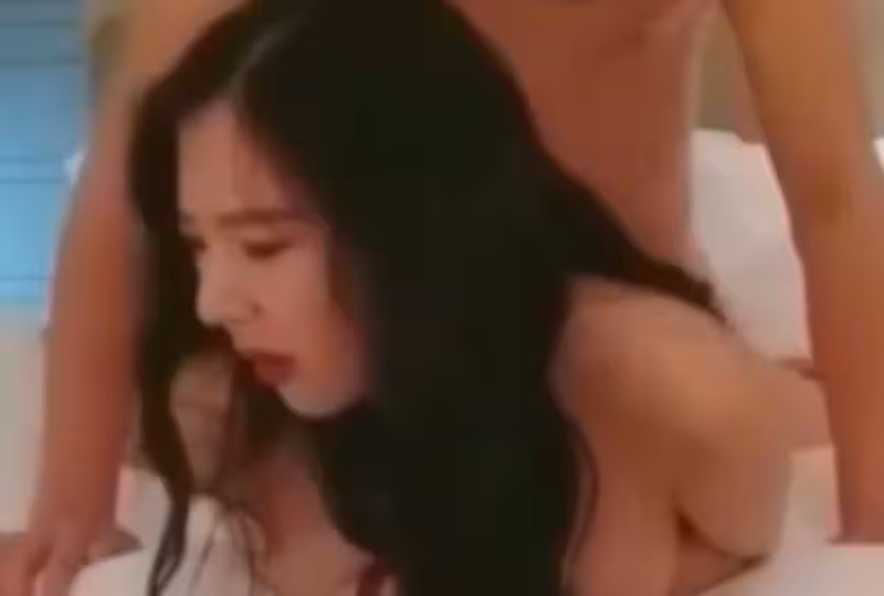 高冷美女的放蕩模樣的。！