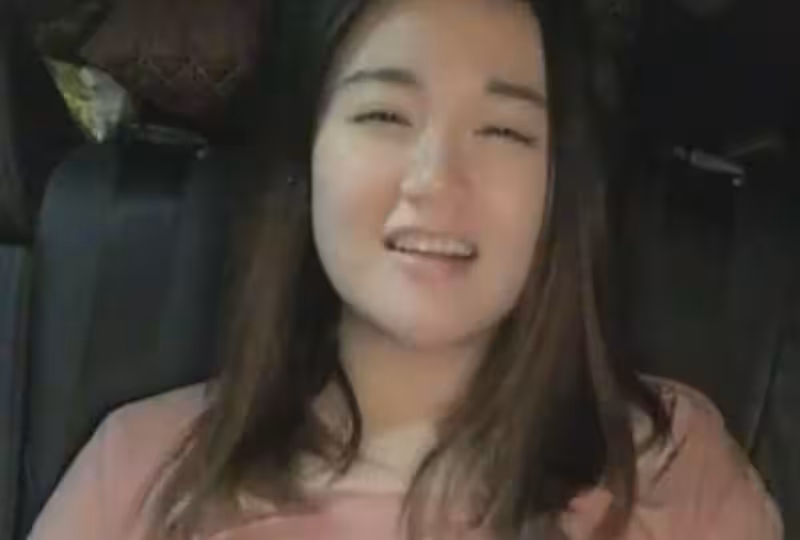 表里不一小騷貨的。！