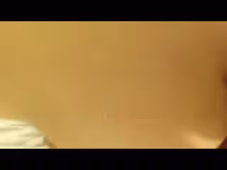 大屌男瘋狂後入巨乳少婦的緊緊逼