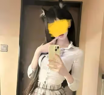海角社區.內射穿JK的妹妹想要出門約會被我按在衛生間馬桶上
