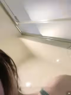 女神回歸賺錢回家,平胸小女友,首次牙刷自慰