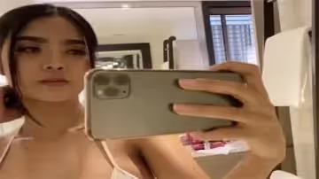 Onlyfans華裔女神YanisaNoey私密福利激情泄露