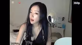 最新韓國美女主播朴妮嘜之女警4