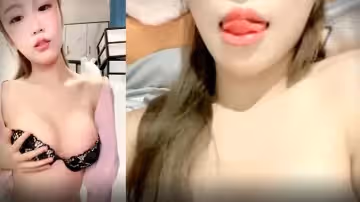 溫柔可人『阿巴阿巴「扭動美臀掰開小粉穴揉入美乳雙指插入小粉穴呻吟聲好誘惑.
