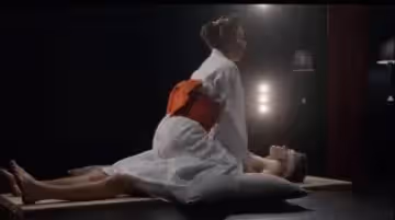 全裸女體壽司盛宴！極致挑逗的舌尖誘惑